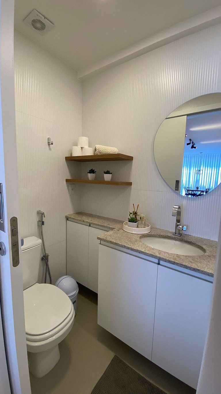Apartamento Airbnb com garagem perto da Praia do Canto