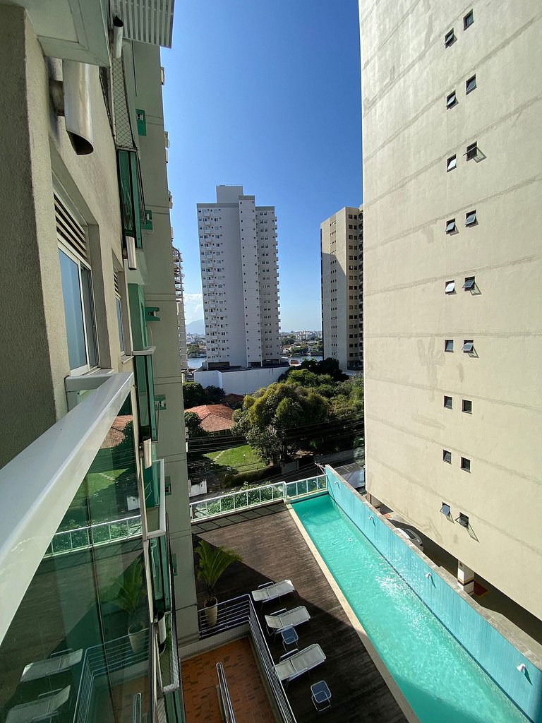 Apartamento Airbnb com garagem perto da Praia do Canto